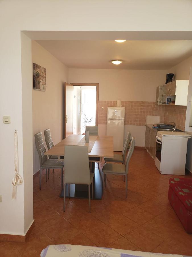 Apartmani Ciklic Dobropoljana Exteriér fotografie